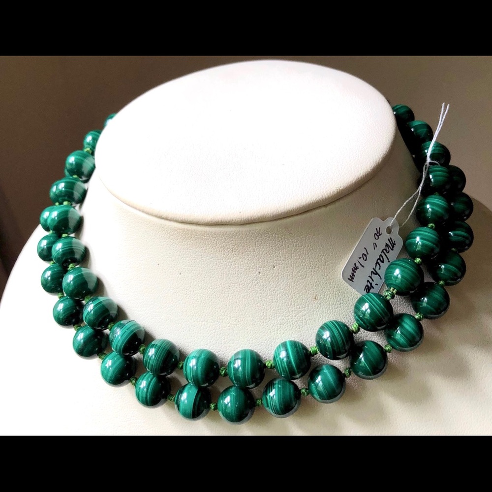 Malachite beads necklace